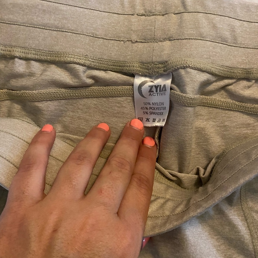 Zyia xxl jogger active color beige